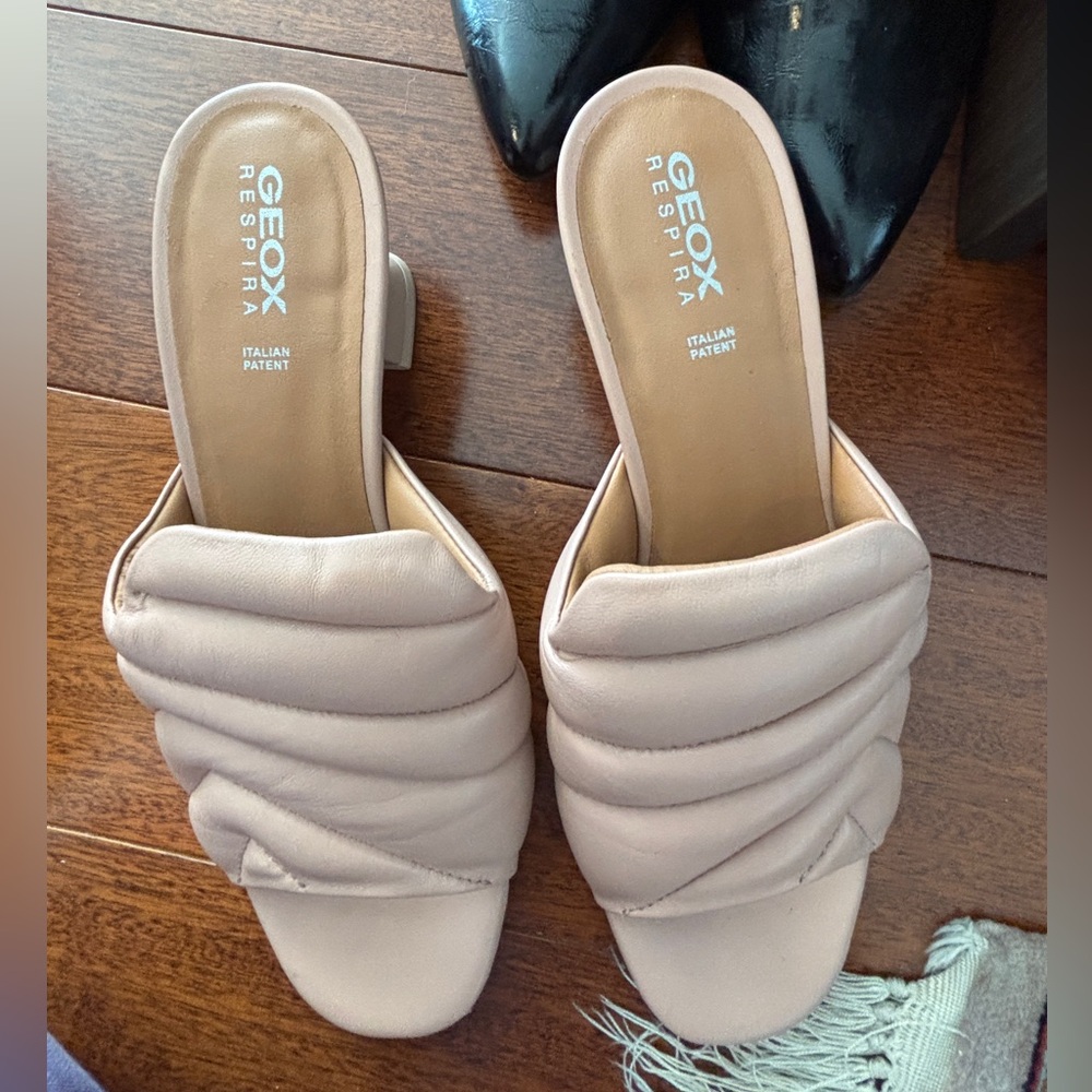 Geox Women's Beige Leather Mules